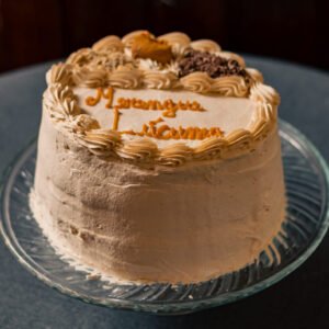 Torta Merengue Lúcuma